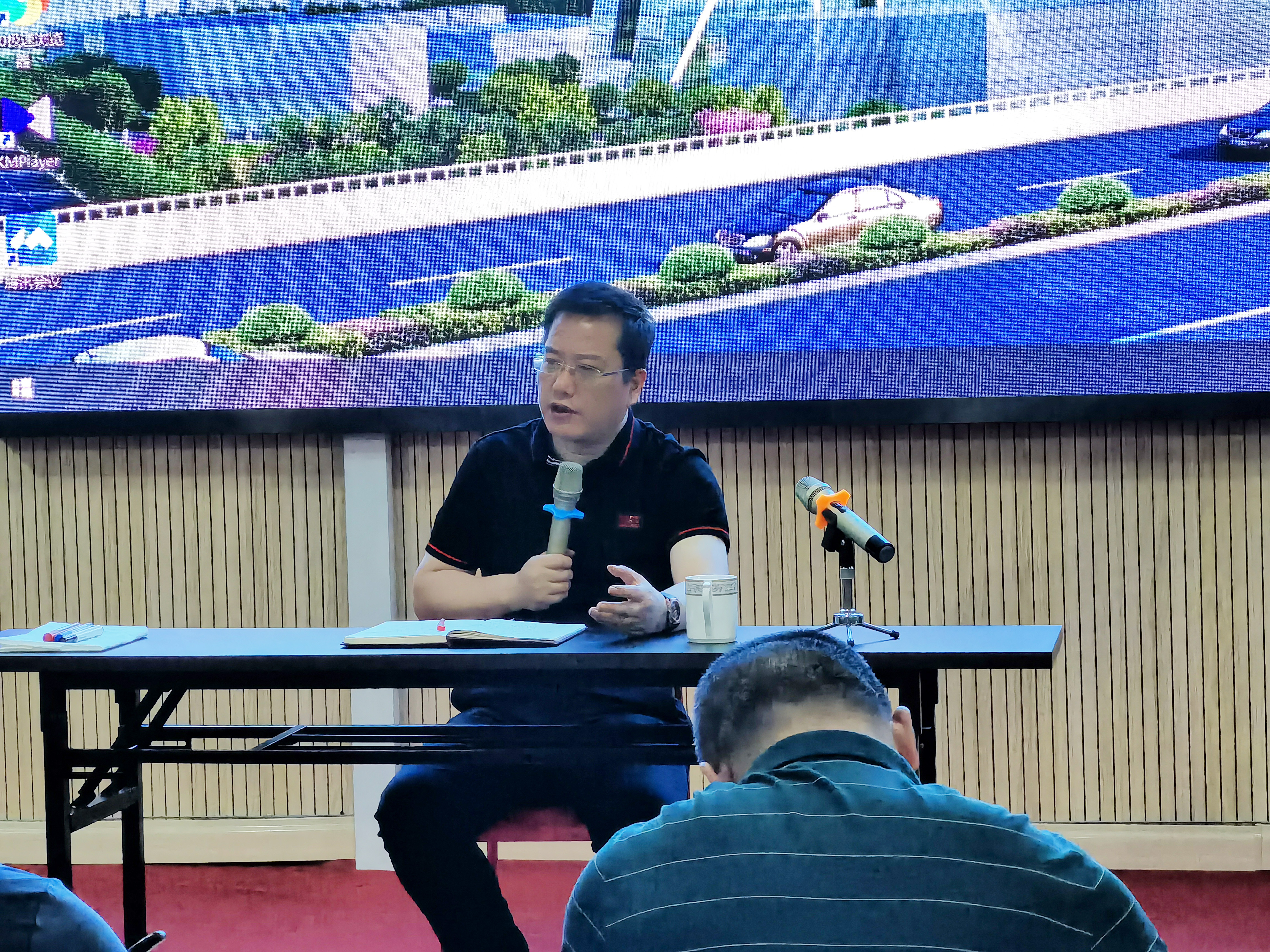 强化结构调整 增强发展动力——集团总裁柯建东莅临安徽柯力视察并指导工作